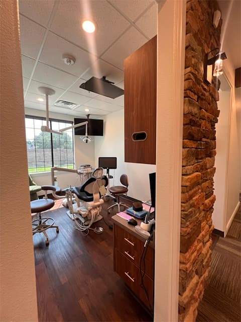 Lucas Elite Dental Studio treatment room