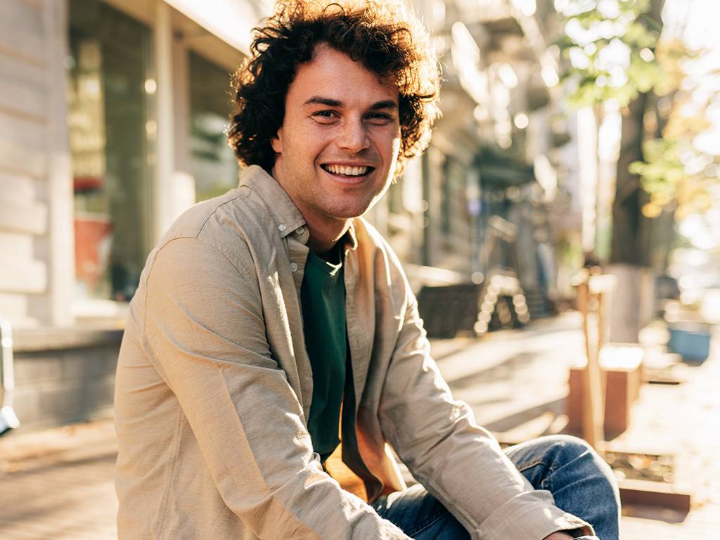 Rediscover Your Radiant Smile: Addressing Dark Gums with Soft Tissue Bleaching
